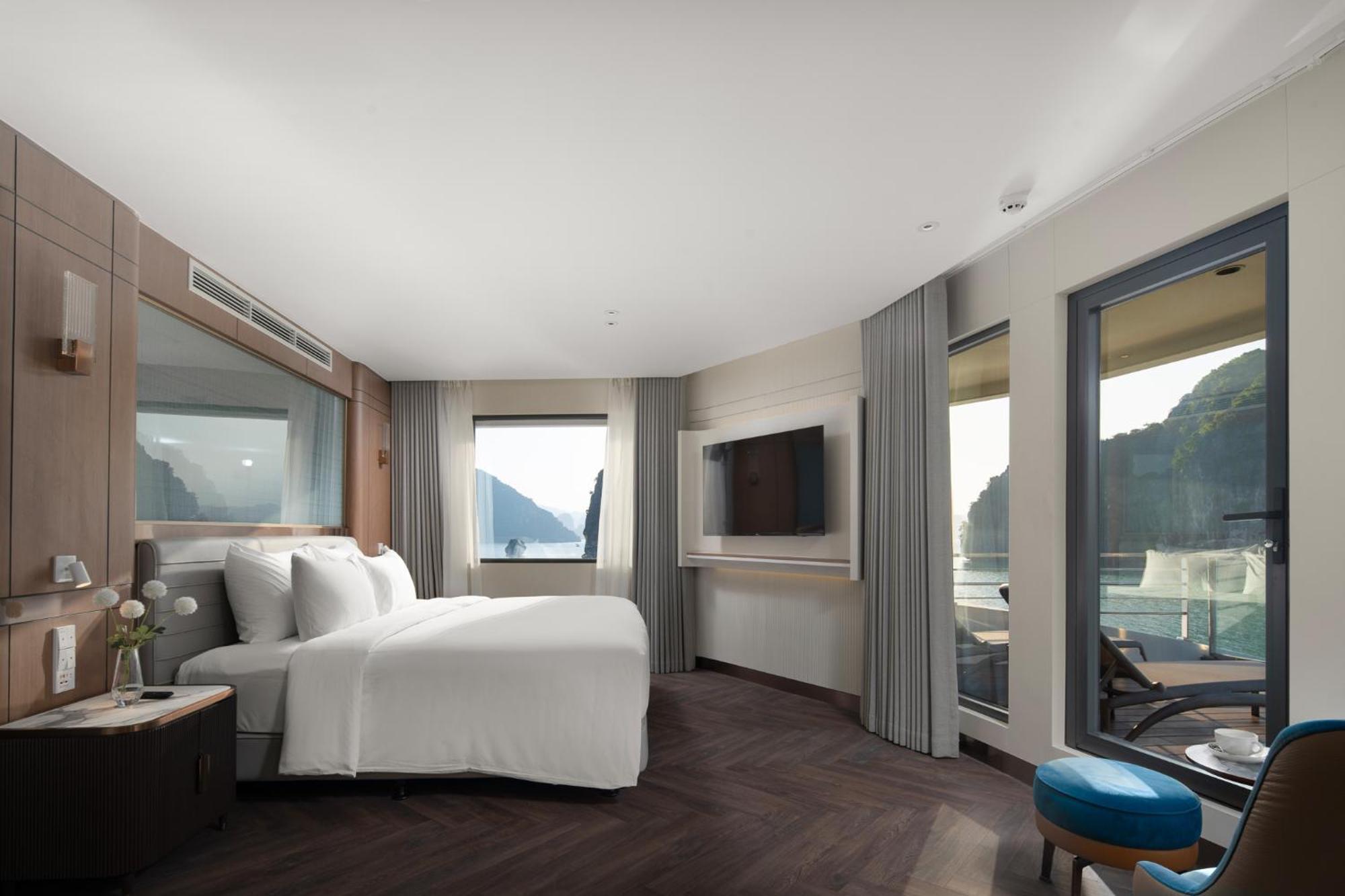 Hotel Grand Pioneers Halong Bay Cruise 2 Ha Long Esterno foto