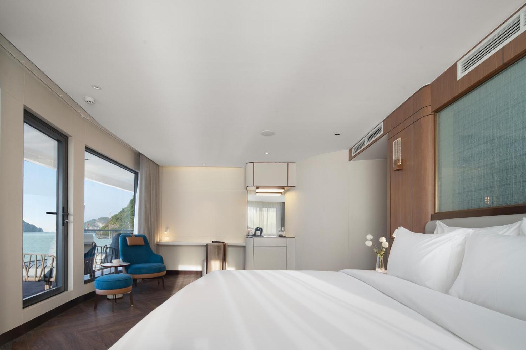 Hotel Grand Pioneers Halong Bay Cruise 2 Ha Long Esterno foto