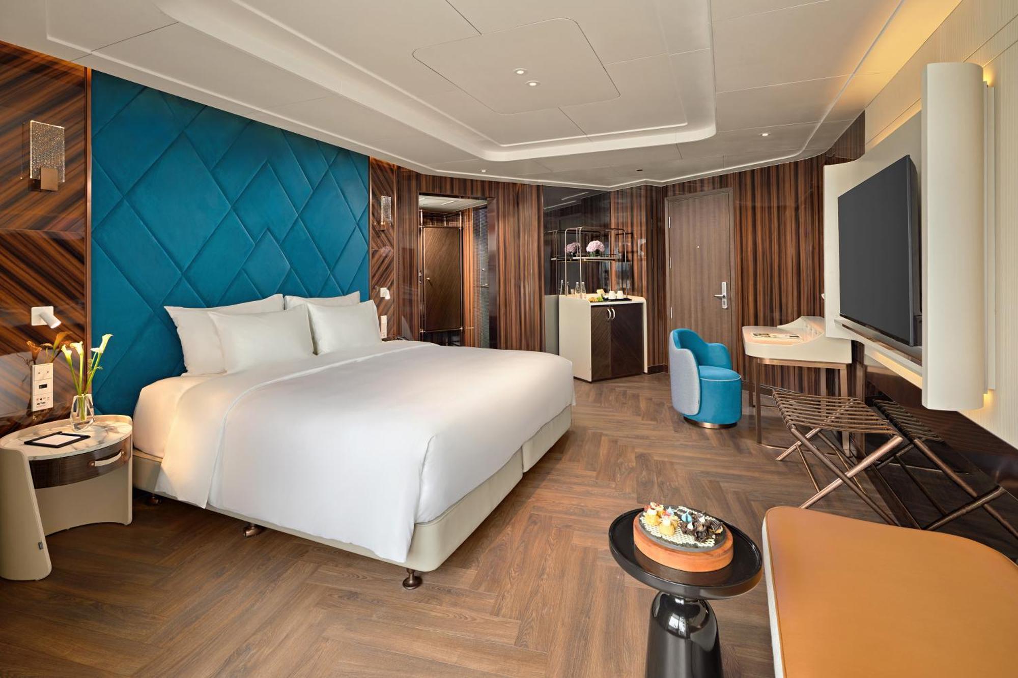 Hotel Grand Pioneers Halong Bay Cruise 2 Ha Long Esterno foto