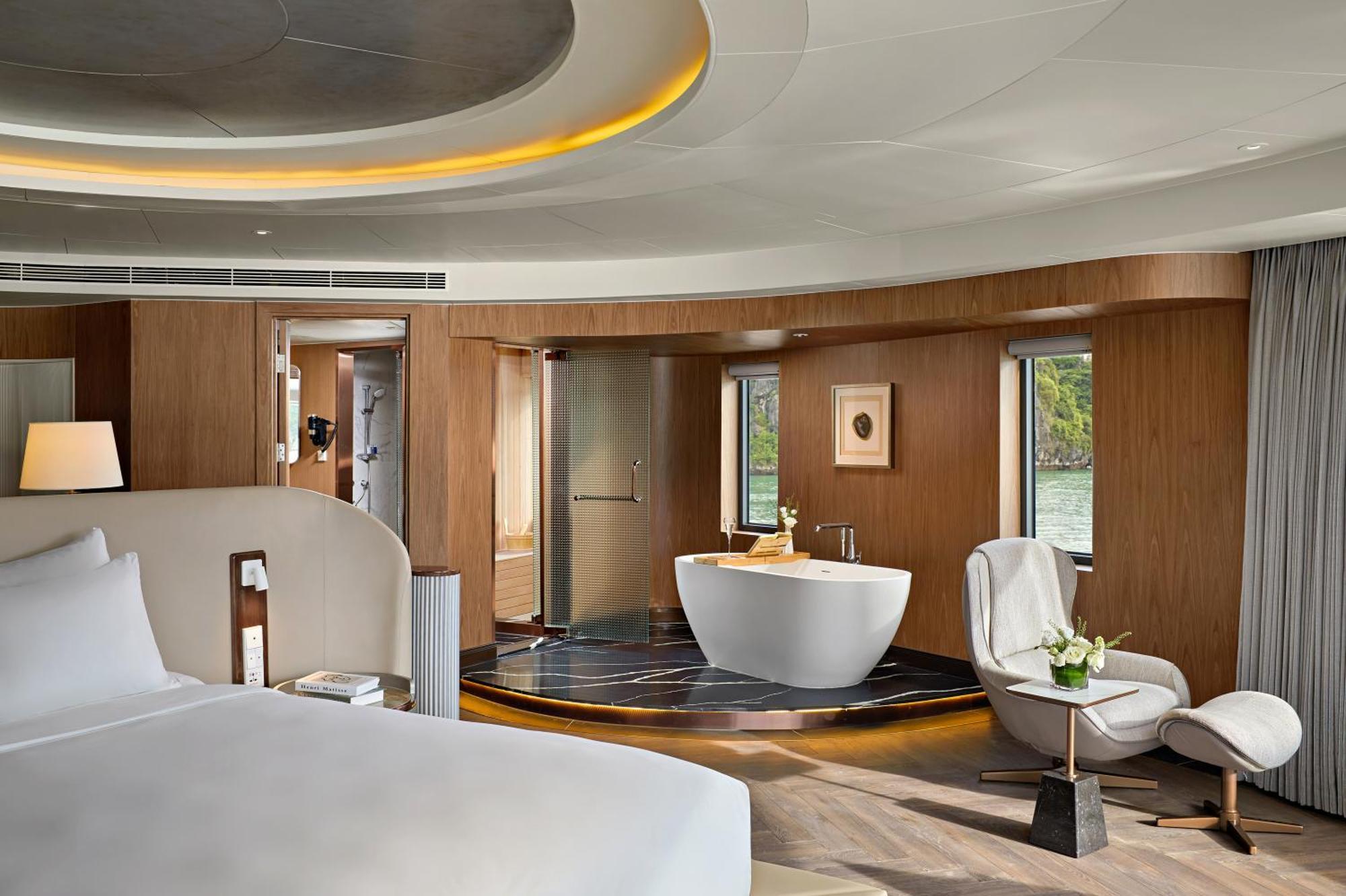 Hotel Grand Pioneers Halong Bay Cruise 2 Ha Long Esterno foto