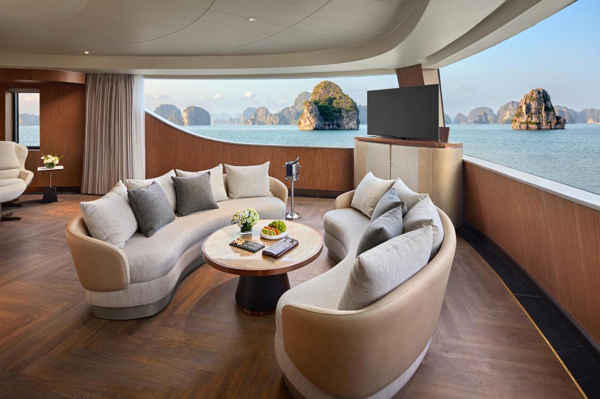 Hotel Grand Pioneers Halong Bay Cruise 2 Ha Long Esterno foto