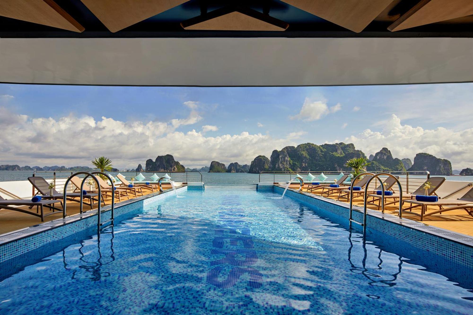 Hotel Grand Pioneers Halong Bay Cruise 2 Ha Long Esterno foto